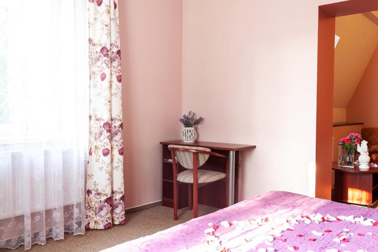 Gostinitsa "Elen" Hotel Shchuchyn Ngoại thất bức ảnh