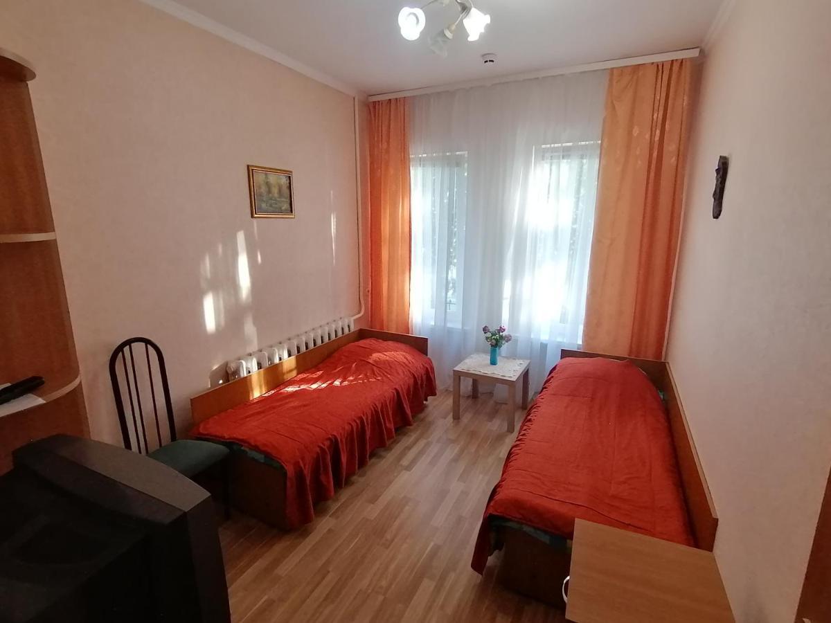 Gostinitsa "Elen" Hotel Shchuchyn Ngoại thất bức ảnh